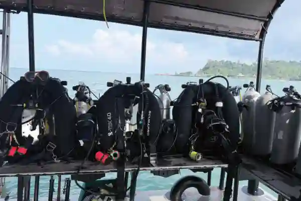 Technical diver stories — TDI Nitrox, deco and Advanced Wreck training Koh Chang