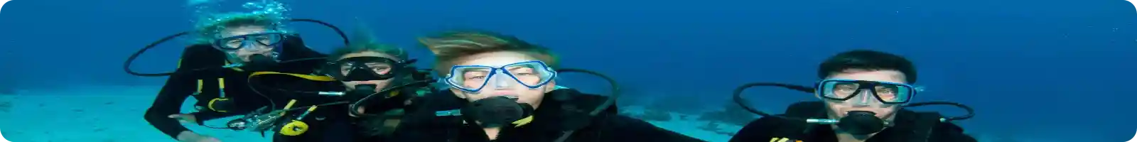 Scuba review refresher session with instructor in the pool